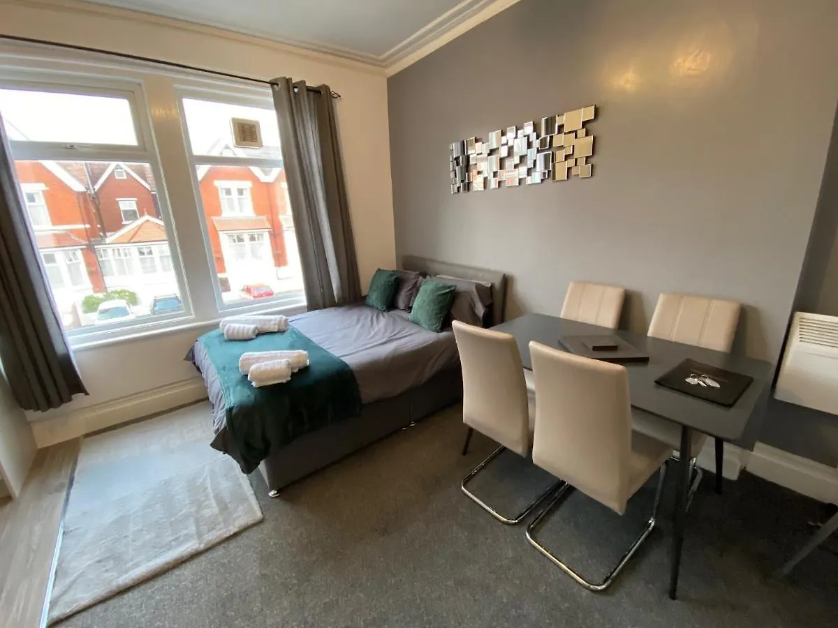 Blackpool Abode - 124 Elite Apartments United Kingdom