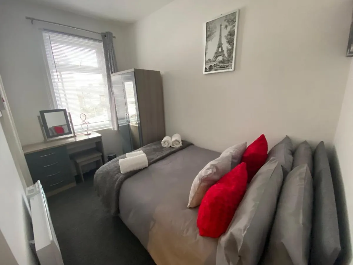 Blackpool Abode - 124 Elite Apartments 0*,
